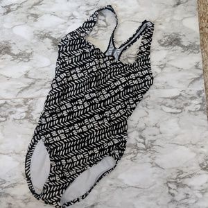 Speedo Bathing suit  Criss Cross Back Bra Top - 6O